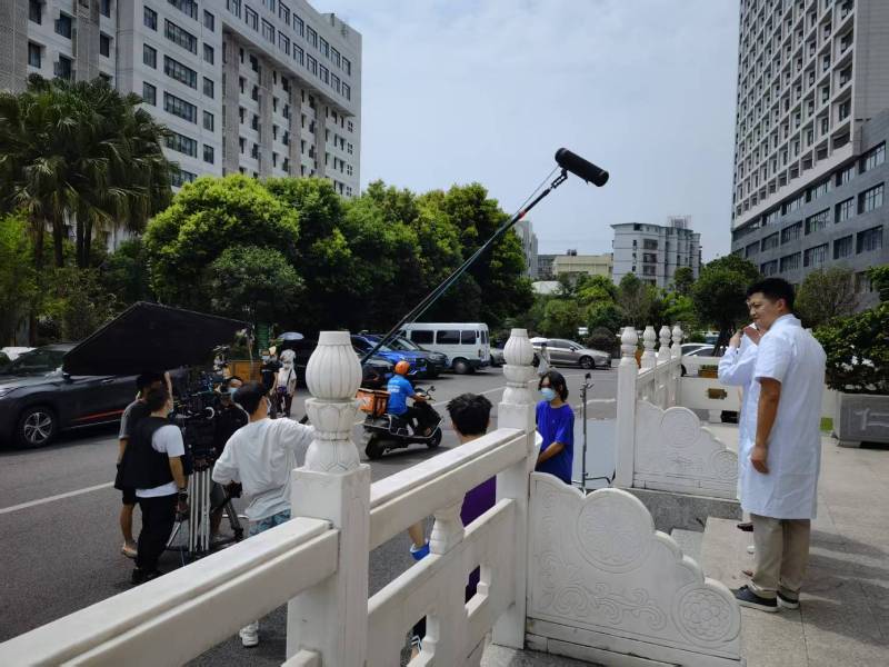 阜新广告片拍摄公司低成本实现高规格制作的诀窍